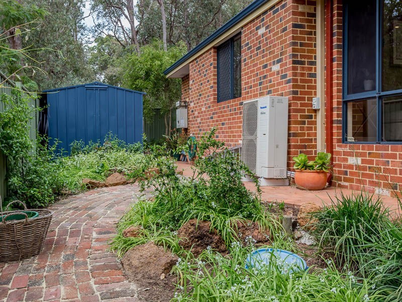 11A Hidden Court, Glen Forrest WA 6071