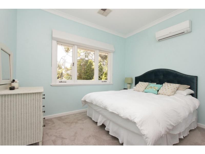 22 Grafton Road, Bayswater WA 6053