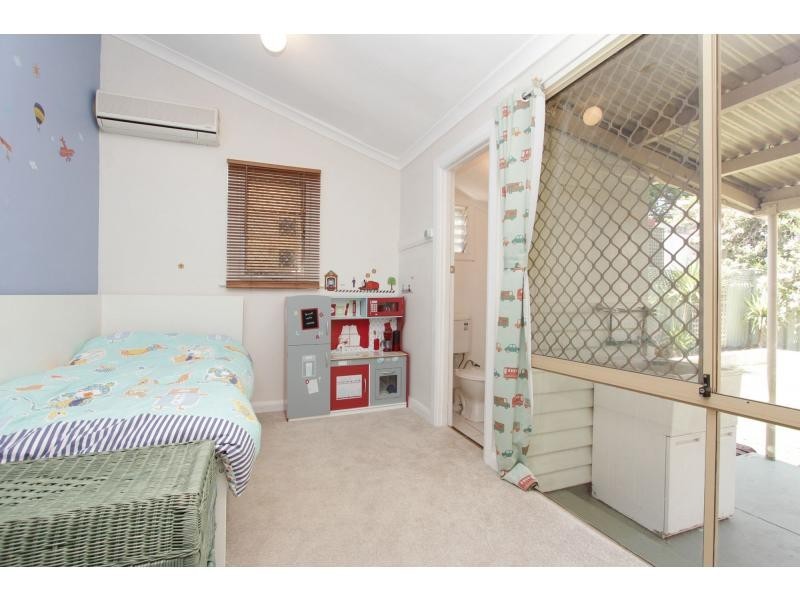 22 Grafton Road, Bayswater WA 6053