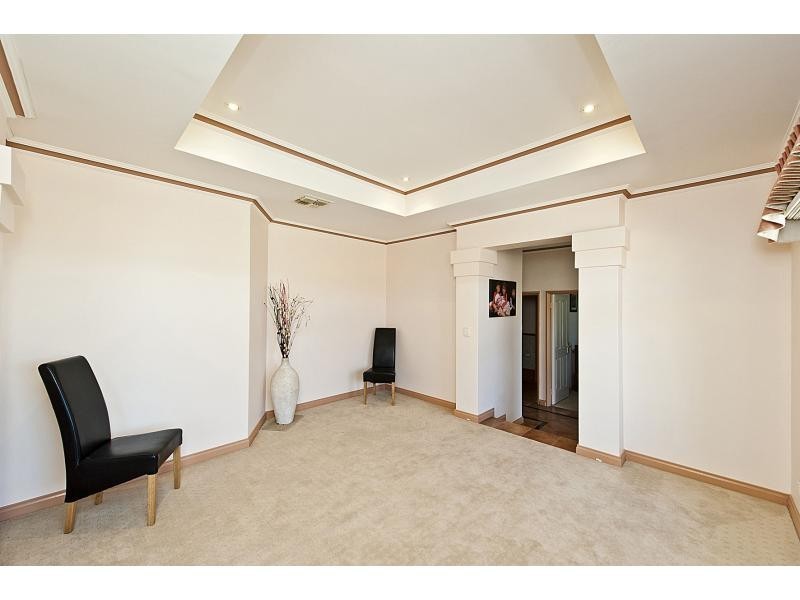 7 Roelands Place, Dianella WA 6059