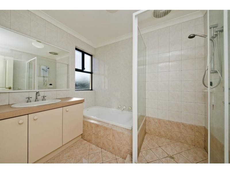 2/32 Raymond Street, Yokine WA 6060