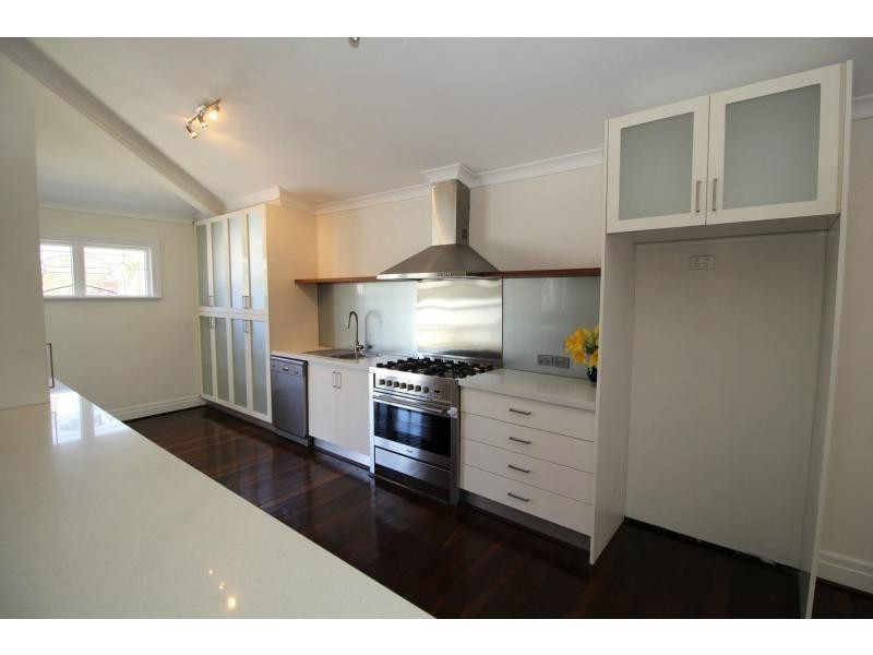 23 James Street, Guildford WA 6055