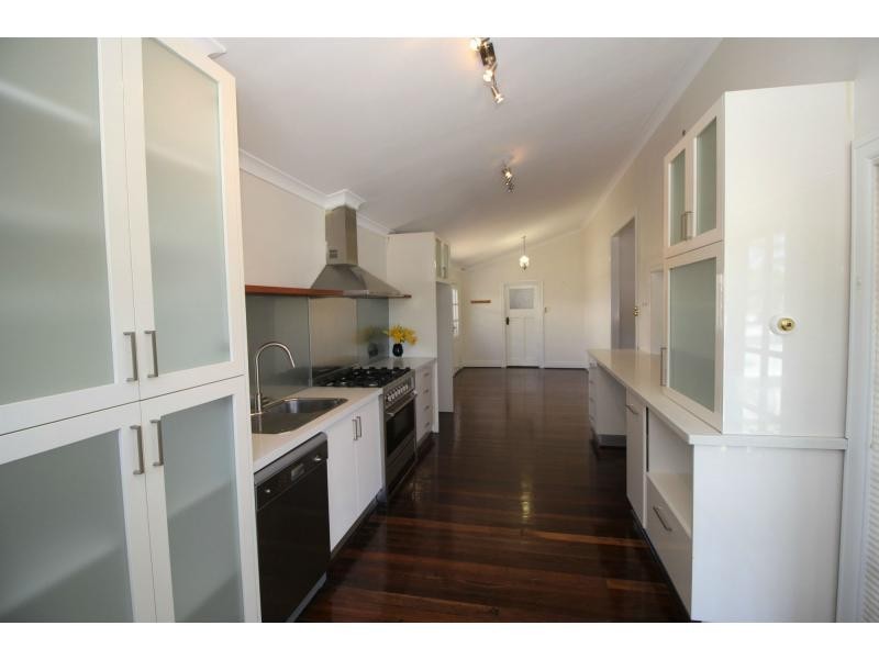 23 James Street, Guildford WA 6055