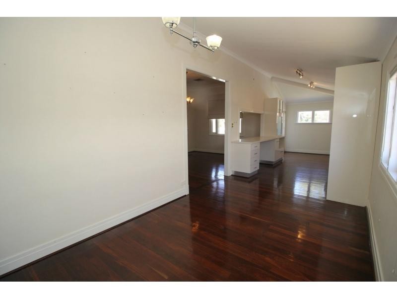 23 James Street, Guildford WA 6055