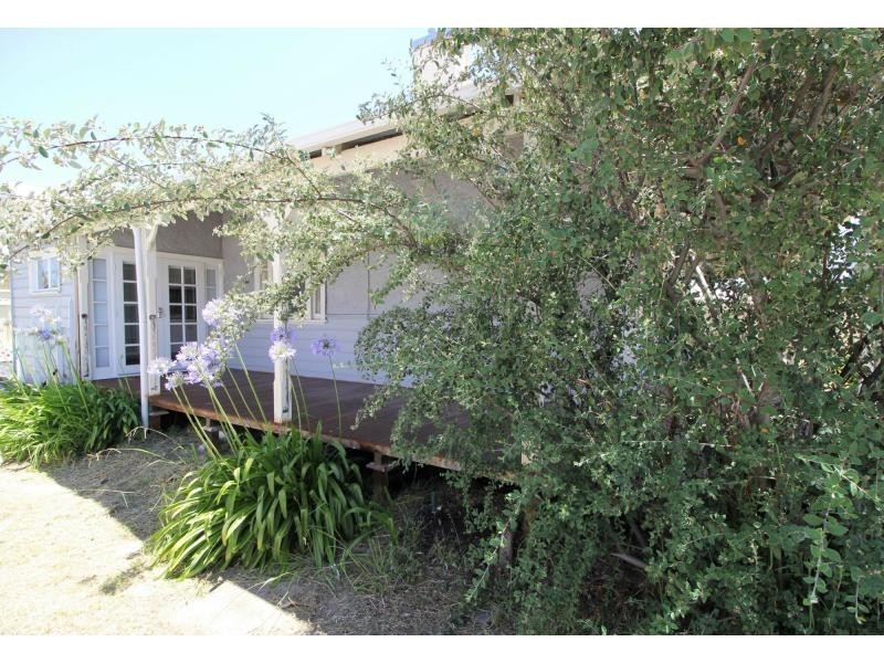 23 James Street, Guildford WA 6055