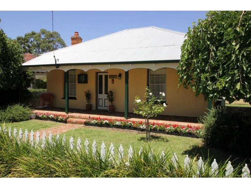 16 East Street, Guildford WA 6055