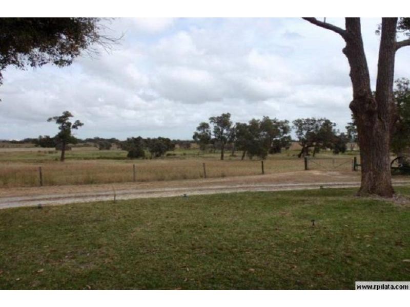 2412 Gingin Brook Road, Neergabby WA 6503