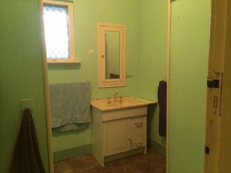 12 Olga Road, Maddington WA 6109