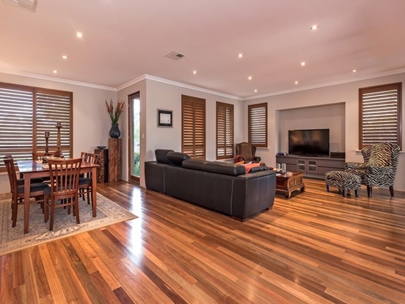 21 Centaur Circle, Woodbridge WA 6056