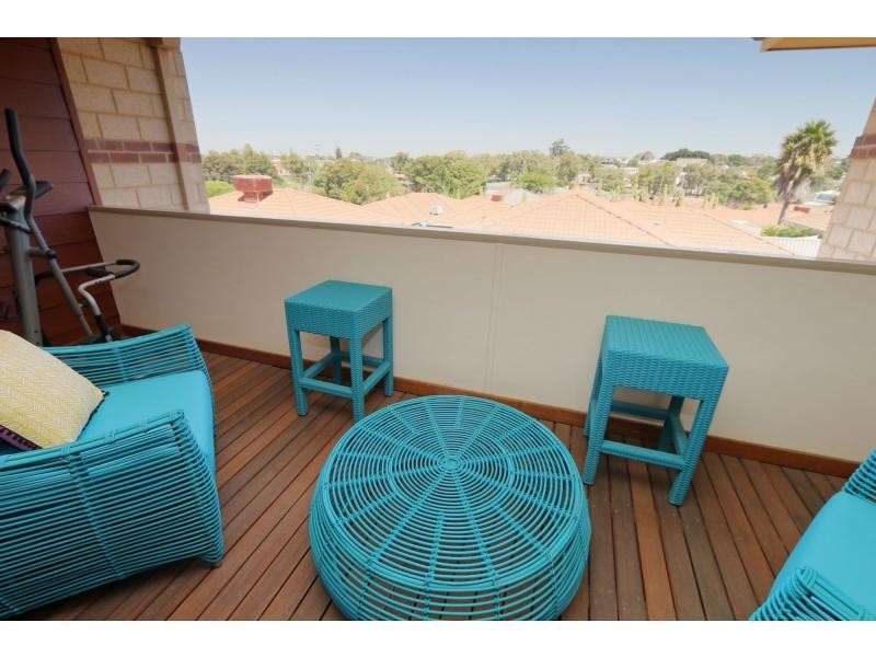 13b Muir Street, Innaloo WA 6018