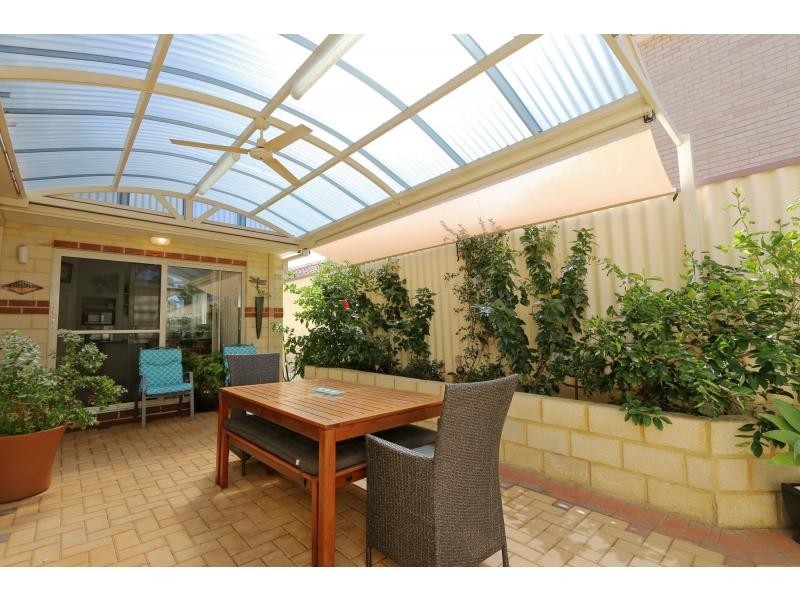 13b Muir Street, Innaloo WA 6018