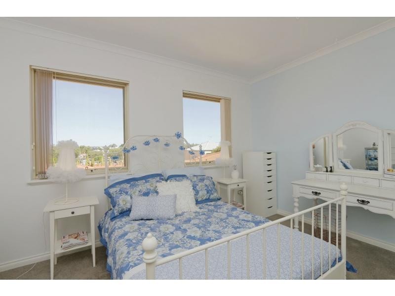 13b Muir Street, Innaloo WA 6018