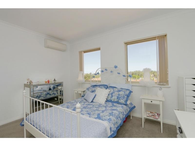 13b Muir Street, Innaloo WA 6018