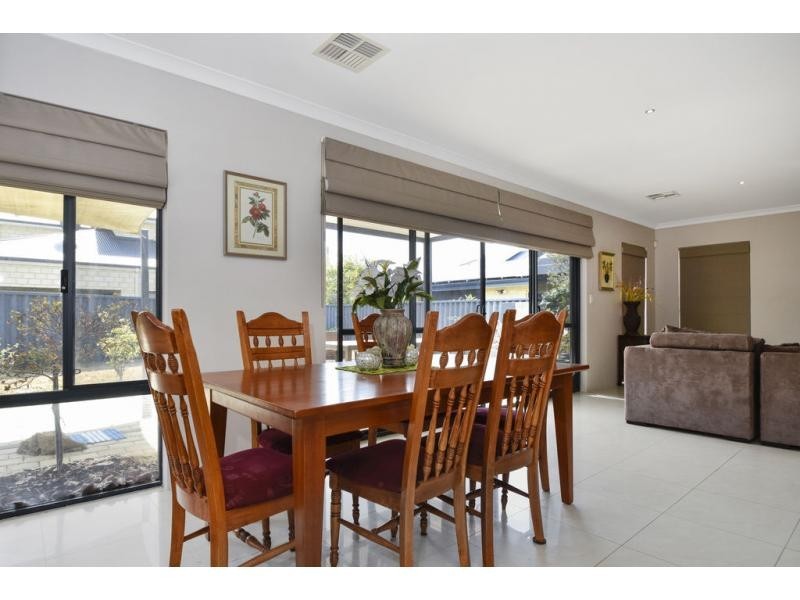 69 Vaucluse Circuit, Belmont WA 6104