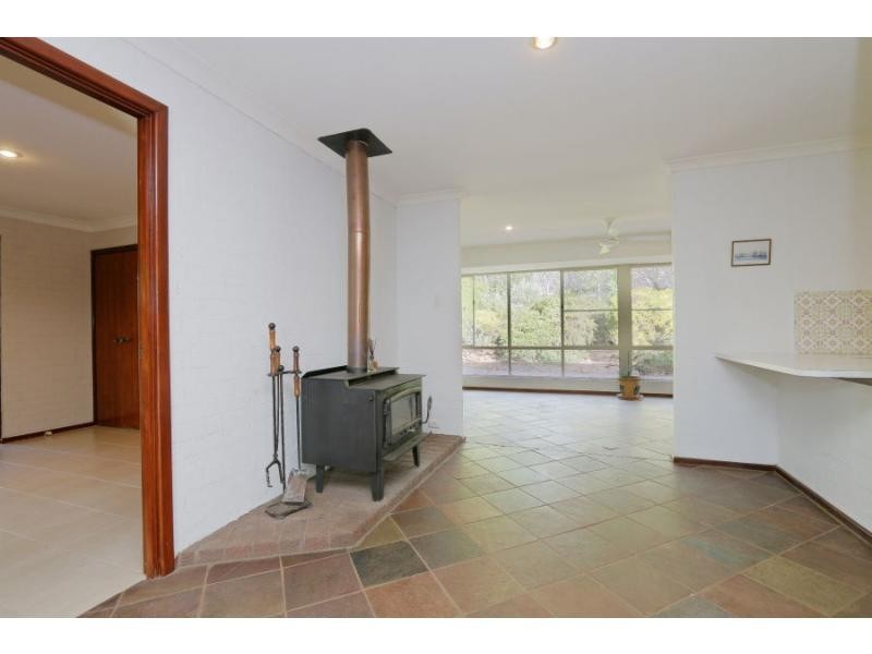 714 Reserve Road, Gidgegannup WA 6083