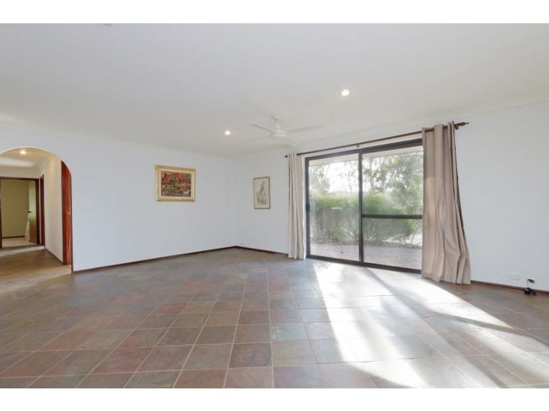 714 Reserve Road, Gidgegannup WA 6083