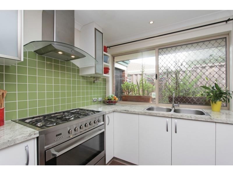 3 Ison Court, Caversham WA 6055