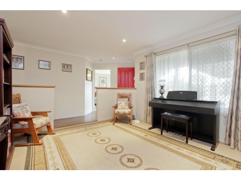 3 Ison Court, Caversham WA 6055