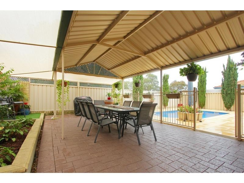 3 Ison Court, Caversham WA 6055