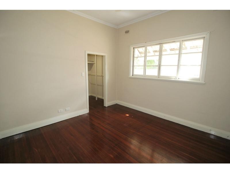 13 James Street, Guildford WA 6055