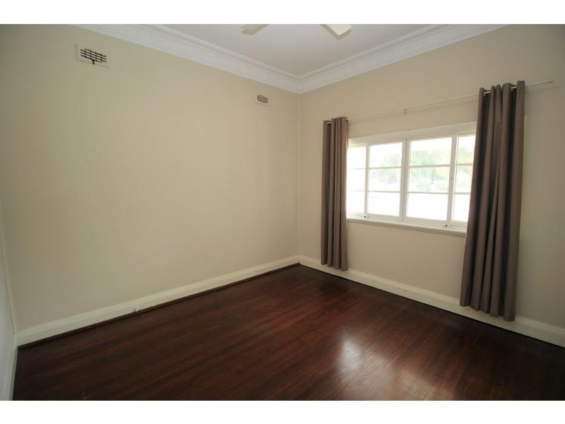 13 James Street, Guildford WA 6055