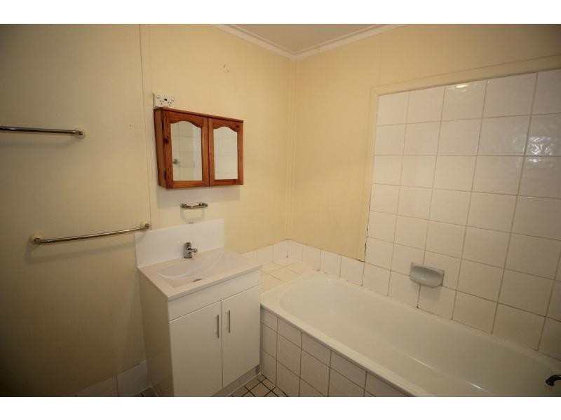 13 James Street, Guildford WA 6055