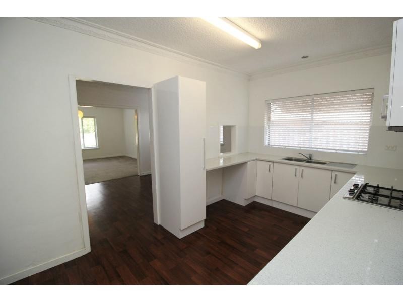 10 Helena Street, Guildford WA 6055