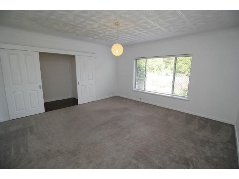 10 Helena Street, Guildford WA 6055