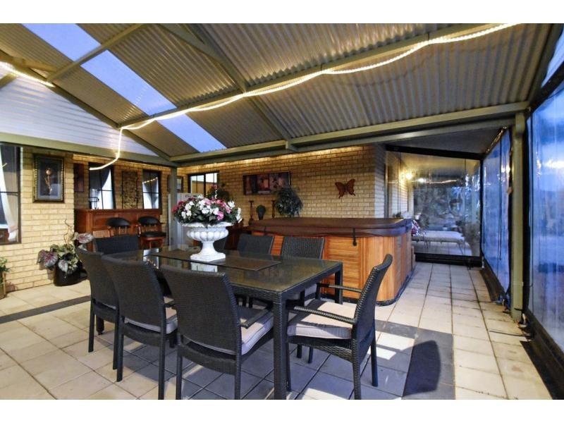 746 Campersic Road, Brigadoon WA 6069