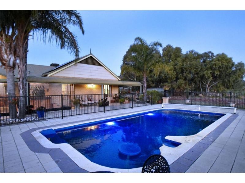 746 Campersic Road, Brigadoon WA 6069