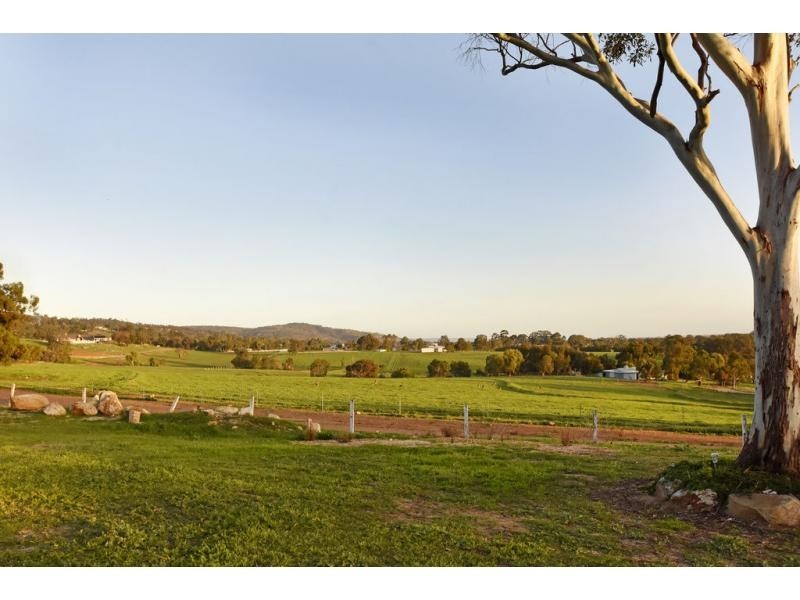 746 Campersic Road, Brigadoon WA 6069