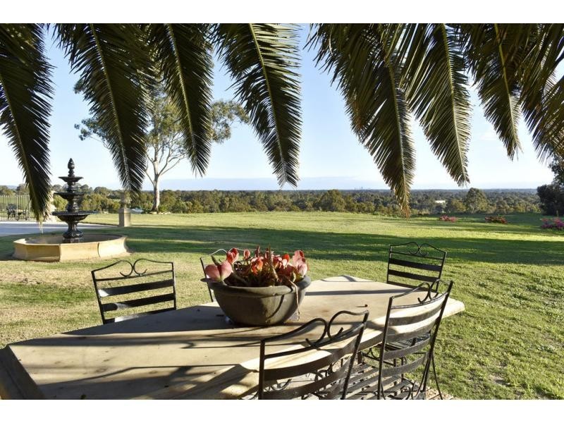 746 Campersic Road, Brigadoon WA 6069