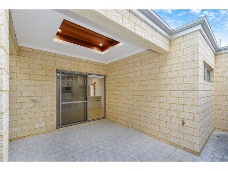 26B Apara Way, Nollamara WA 6061