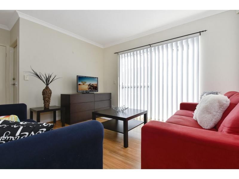 16B Medhurst Crescent, Nollamara WA 6061