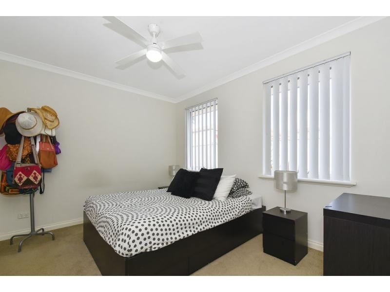 16B Medhurst Crescent, Nollamara WA 6061