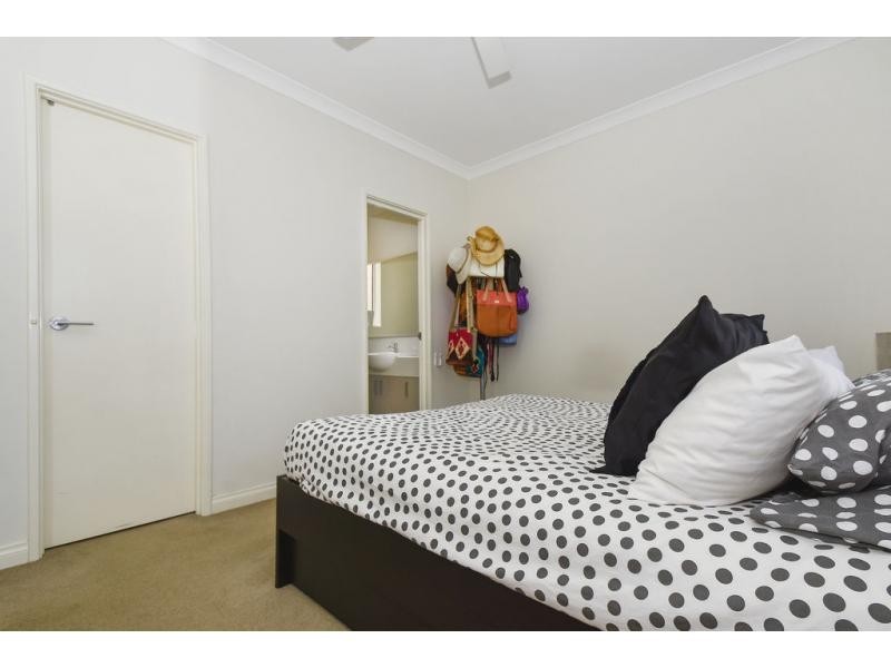 16B Medhurst Crescent, Nollamara WA 6061