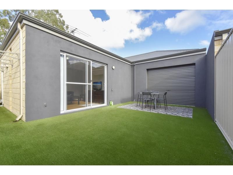 16B Medhurst Crescent, Nollamara WA 6061