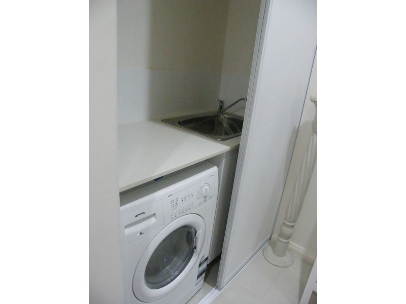 4/2 Vermont Street, Nollamara WA 6061