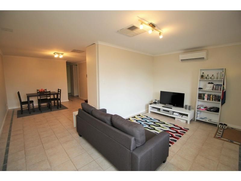 Villa 2/3A Meadow Street, Guildford WA 6055