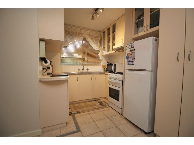 Villa 2/3A Meadow Street, Guildford WA 6055