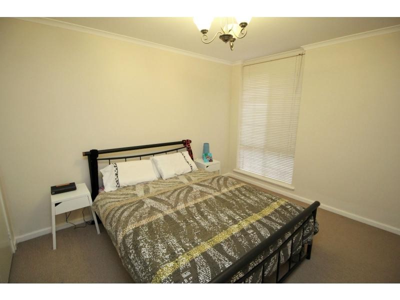 Villa 2/3A Meadow Street, Guildford WA 6055