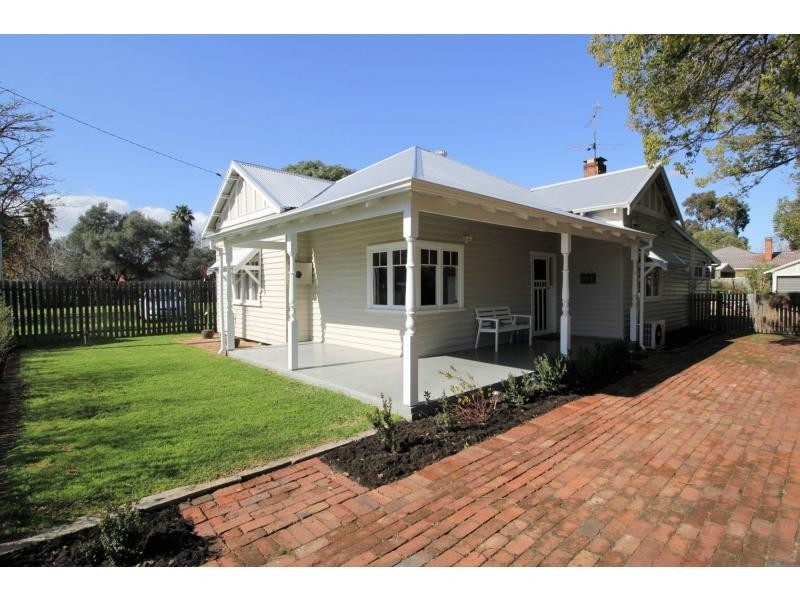 11 Piercy Street, Guildford WA 6055