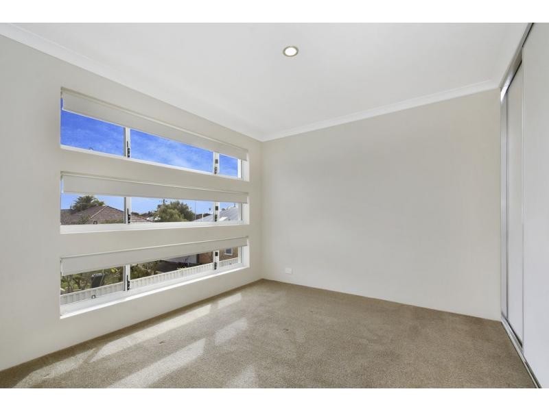 289C Grand Promenade, Dianella WA 6059