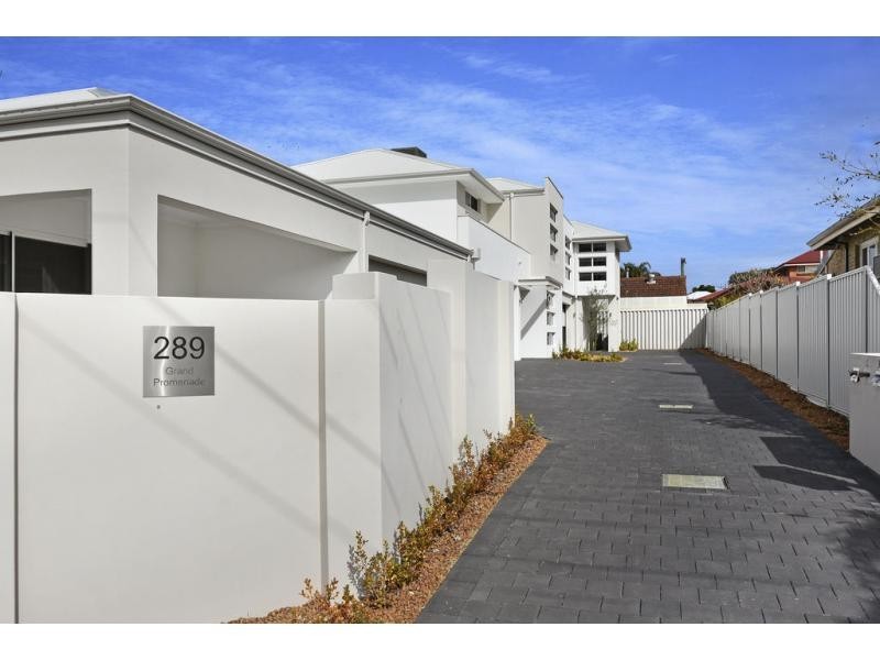 289C Grand Promenade, Dianella WA 6059