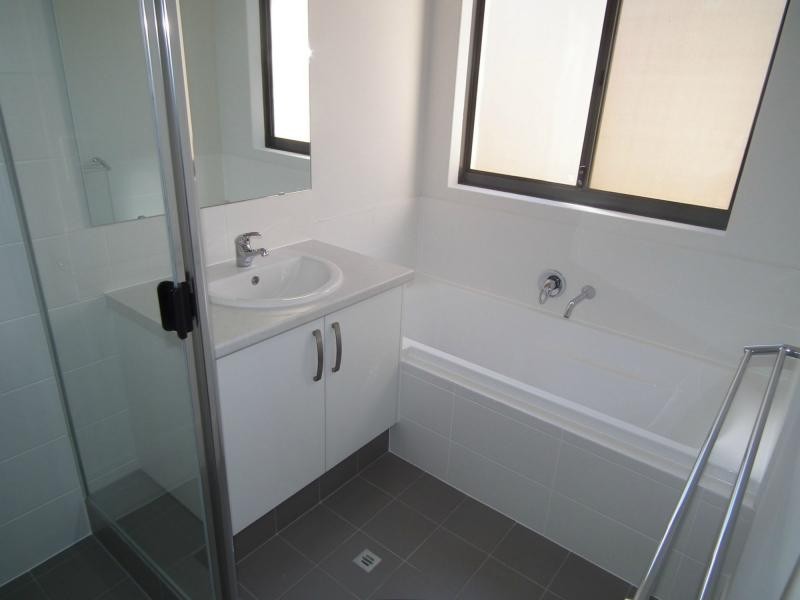 6b Hertha Road, Innaloo WA 6018