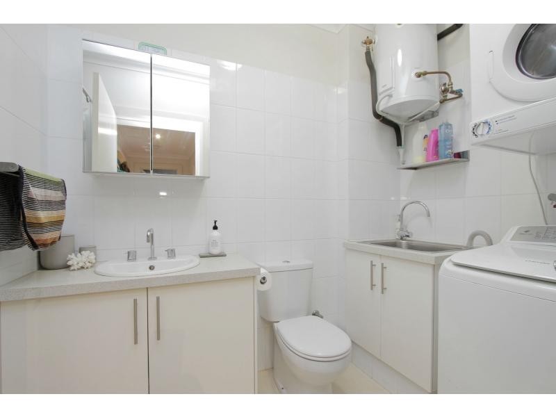 2/10 Smith Street, Perth WA 6000