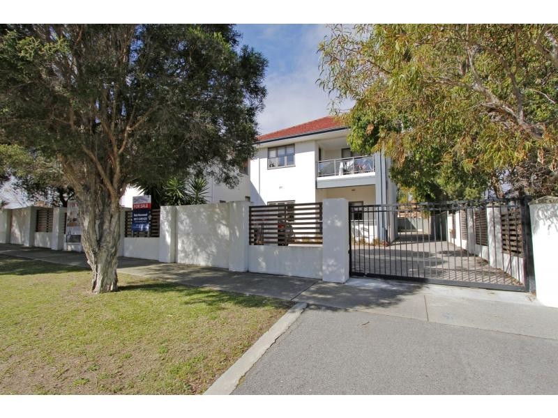 2/10 Smith Street, Perth WA 6000