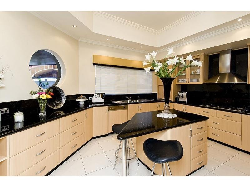 9 Huron Lane, Dianella WA 6059