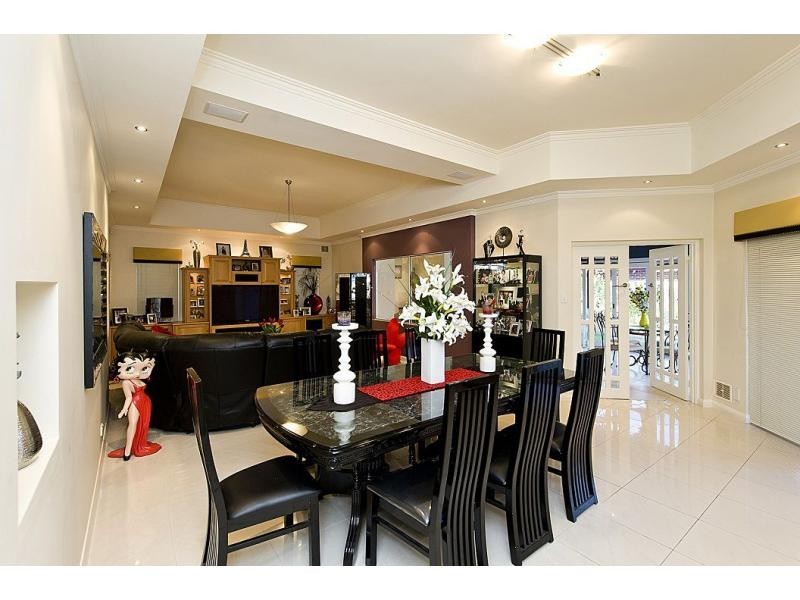 9 Huron Lane, Dianella WA 6059