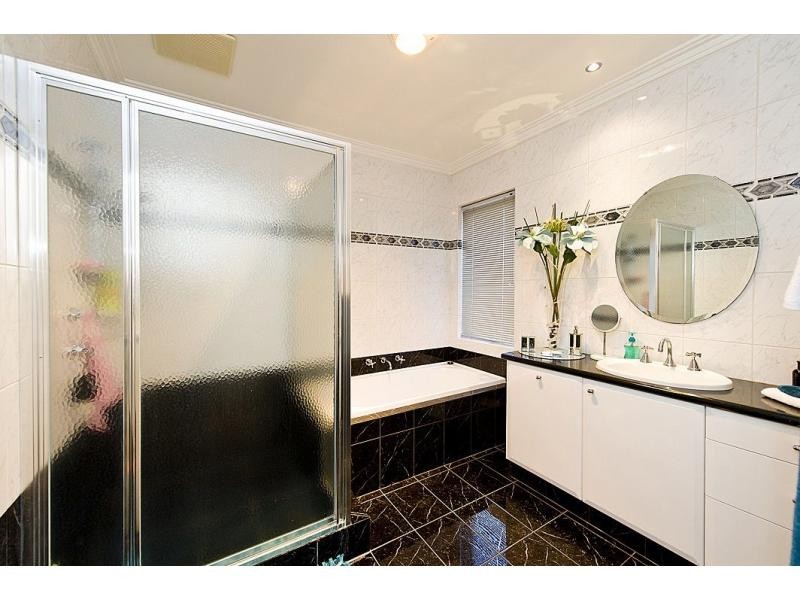 9 Huron Lane, Dianella WA 6059